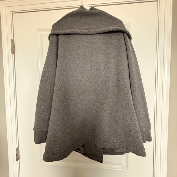 Zella Plus Size Sweatshirt Wrap Cardigan! - Picture 4 of 5